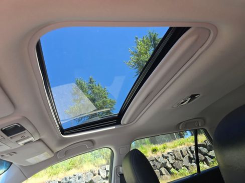 Used 2015 Subaru Outback 2.5i Limited AWD/4WD image 19