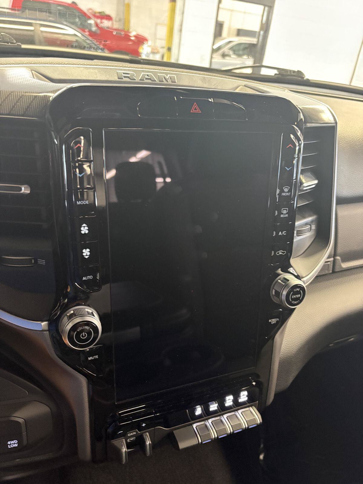 Used 2026 RAM 2500 Big Horn AWD/4WD image 28