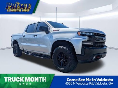 Used 2021 Chevrolet Silverado 1500 LT Trail Boss w/ Convenience Package II image 1