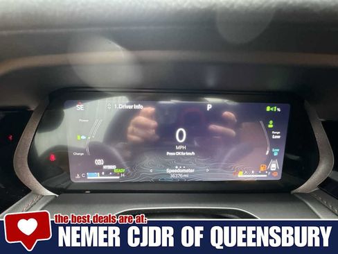 Used 2022 Jeep Grand Cherokee Summit AWD/4WD image 14