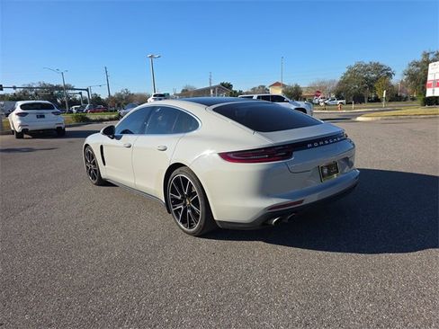 Used 2020 Porsche Panamera 4S image 3