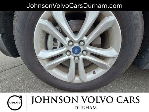 Used 2020 Ford Edge SEL w/ Cold Weather Package image 10