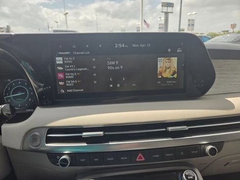 Used 2023 Hyundai Palisade Calligraphy image 14