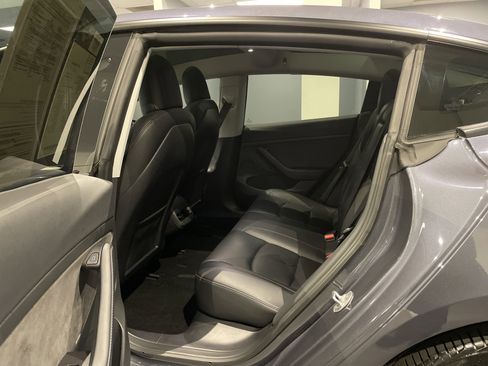 Used 2023 Tesla Model 3 Standard Range image 34