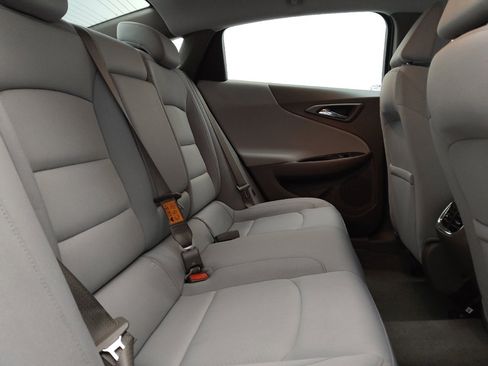 Used 2022 Chevrolet Malibu LT FWD image 19