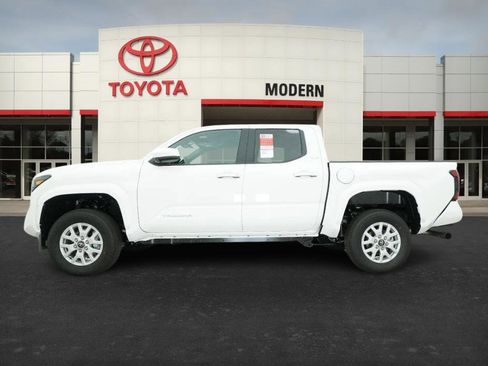 New 2025 Toyota Tacoma SR5 image 10