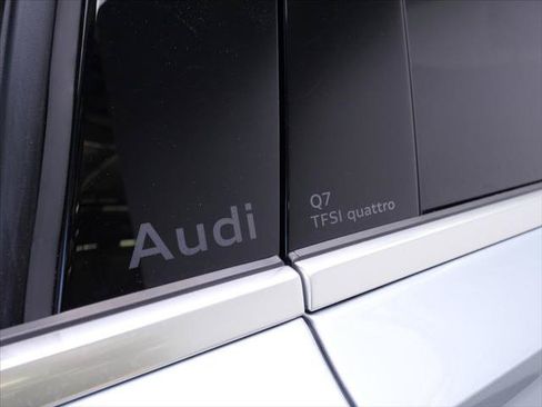 Used 2025 Audi Q7 2.0T Premium Plus AWD/4WD image 9