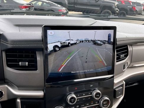 Used 2022 Ford Expedition Max XLT RWD image 17