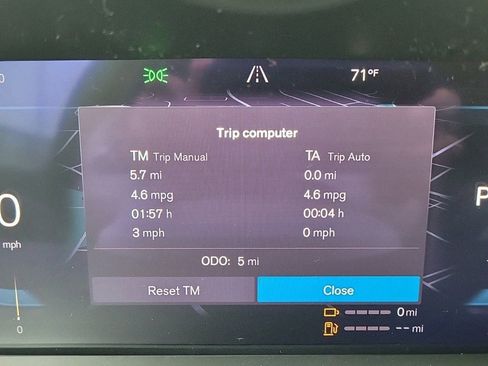 New 2024 Volvo XC90 T8 Ultimate w/ Protection Package Premier image 24