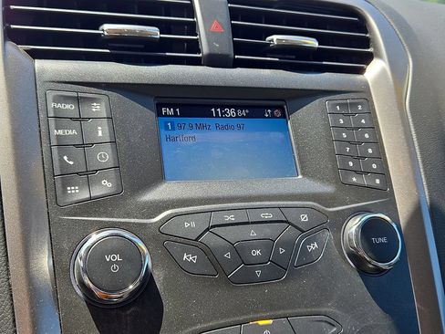 Used 2020 Ford Fusion S FWD image 20