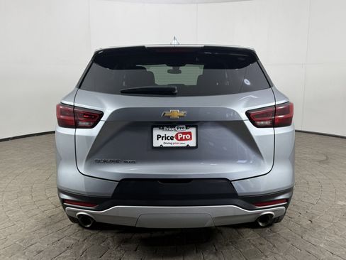 Used 2025 Chevrolet Blazer LT AWD/4WD image 5