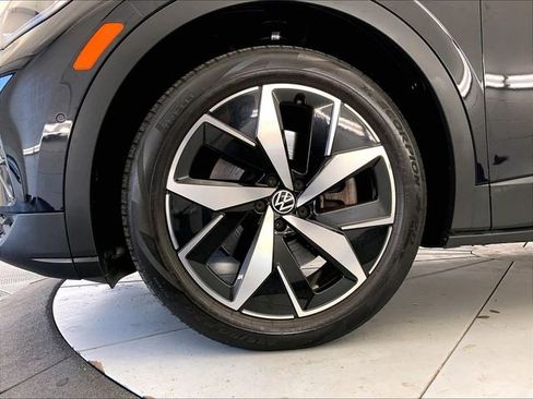 Used 2023 Volkswagen ID.4 S RWD image 9