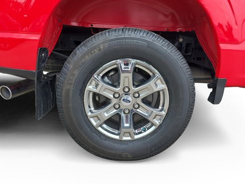 Used 2022 Ford F150 XLT w/ Equipment Group 301A Mid AWD/4WD image 17