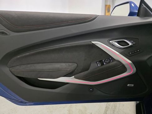 Certified 2024 Chevrolet Camaro ZL1 image 4