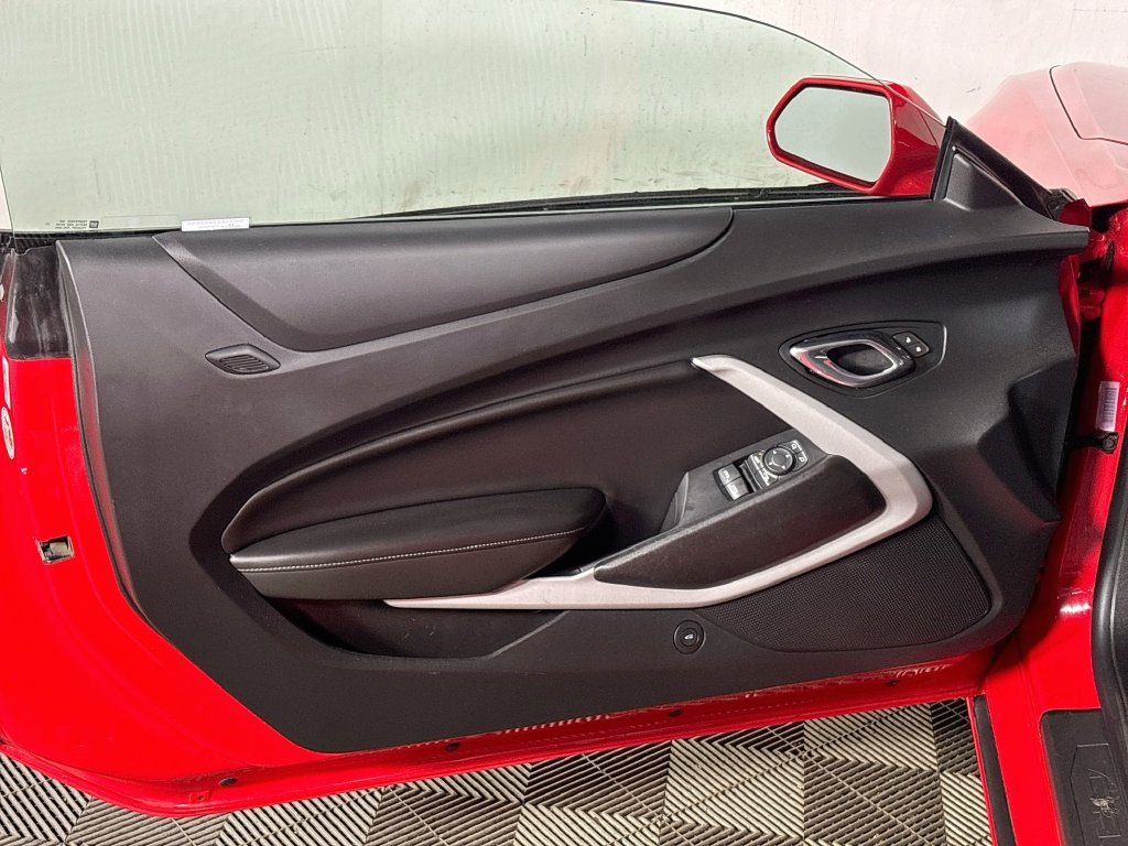 Used 2018 Chevrolet Camaro LT w/ RS Package RWD image 10
