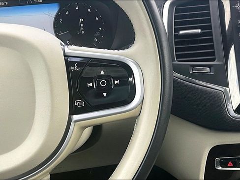 Used 2019 Volvo XC90 T6 Momentum w/ Protection Package Premier image 27