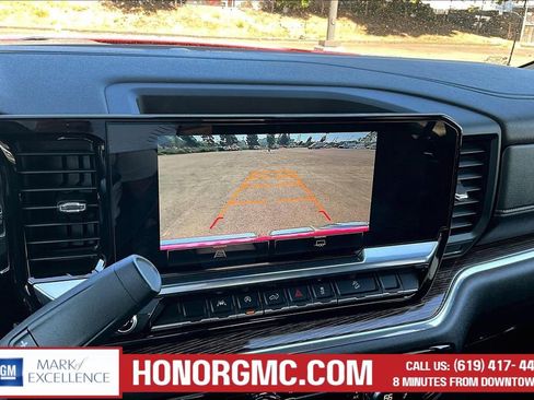 Used 2023 GMC Sierra 1500 Elevation AWD/4WD image 15