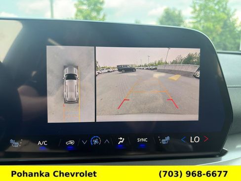 New 2026 Chevrolet Traverse LT w/ Midnight/Sport Edition AWD/4WD image 17