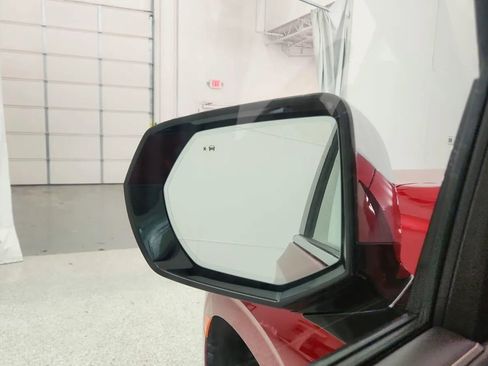 Used 2024 Chevrolet Tahoe Premier image 30