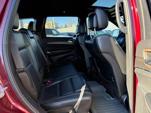 Used 2017 Jeep Grand Cherokee Limited w/ Trailer Tow Group IV image 13