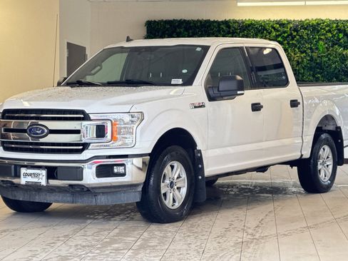 Used 2020 Ford F150 XLT w/ Equipment Group 301A Mid image 8