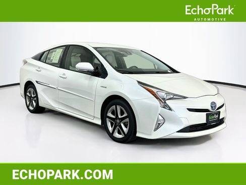 Used 2017 Toyota Prius Three Touring w/ Carpet Mat Package FWD image 1