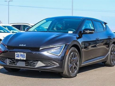 New 2025 Kia EV6 Light image 3