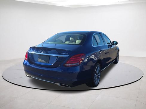 Used 2018 Mercedes-Benz C 300 4MATIC Sedan w/ Multimedia Package image 7