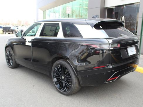 New 2026 Land Rover Range Rover Velar Dynamic SE AWD/4WD image 11