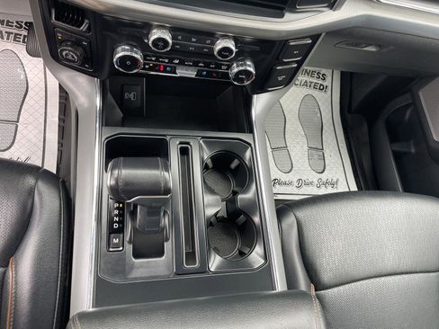 Used 2024 Ford F150 Lariat w/ FX4 Off-Road Package image 19