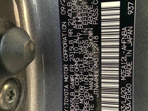 Used 2021 Toyota Corolla XSE image 28