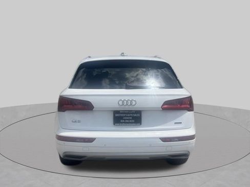 Used 2020 Audi Q5 2.0T Premium w/ Convenience Package AWD/4WD image 6