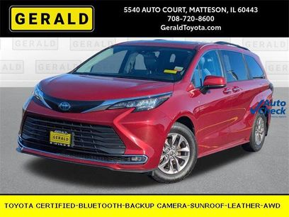 Certified 2022 Toyota Sienna XLE