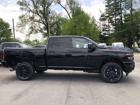 New 2025 RAM 2500 Big Horn image 6