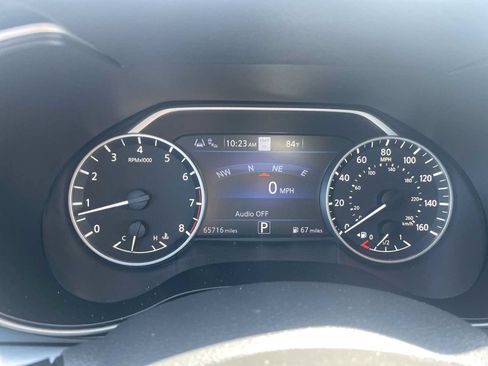 Used 2021 Nissan Maxima 3.5 SV w/ Floor Mat Group FWD image 2
