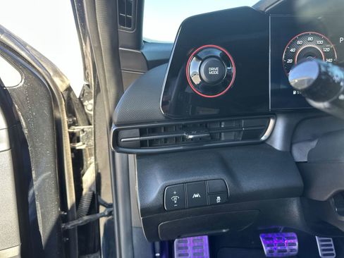 Used 2023 Hyundai Elantra N Line image 18