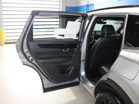 Used 2024 Honda CR-V Sport Touring image 16