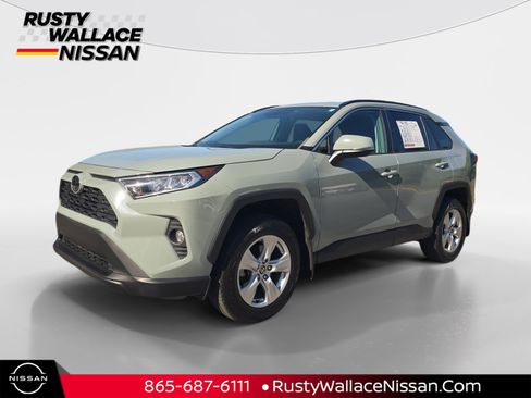 Used 2021 Toyota RAV4 XLE w/ Convenience Package AWD/4WD image 1