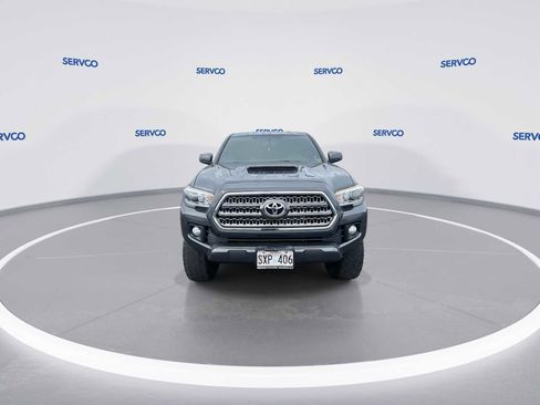 Used 2016 Toyota Tacoma SR5 image 3