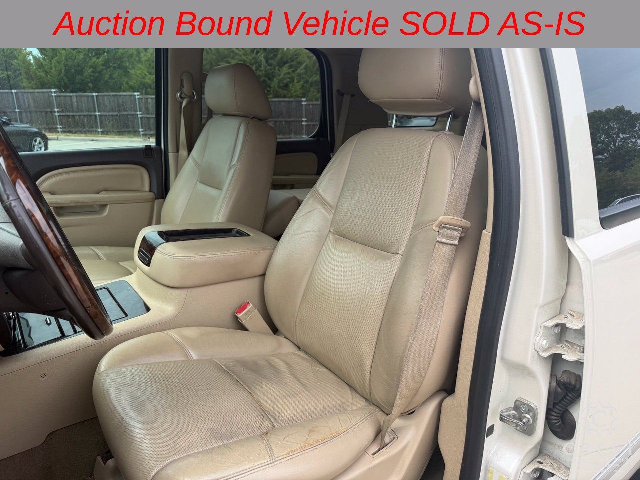 Used 2013 GMC Yukon Denali RWD image 11