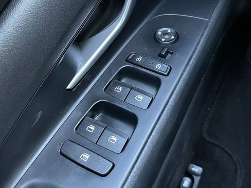 Used 2022 Hyundai Elantra SEL w/ Convenience Package image 11