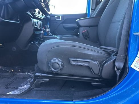 Used 2021 Jeep Wrangler Unlimited Sport image 15