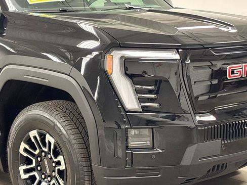 New 2026 GMC Sierra EV Elevation image 4