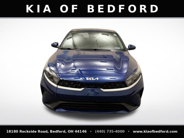 Certified 2022 Kia Forte LXS FWD image 2