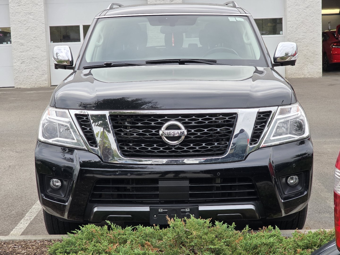 Used 2019 Nissan Armada SL w/ Premium Package AWD/4WD image 3