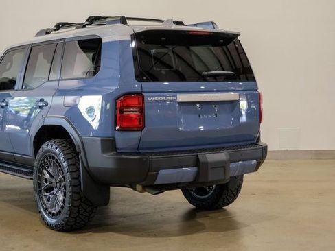 Used 2025 Toyota Land Cruiser image 34