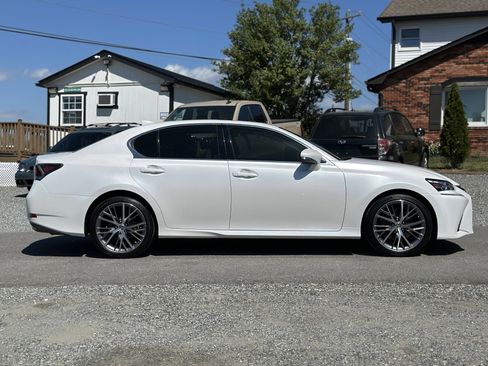 Used 2018 Lexus GS 350 image 2