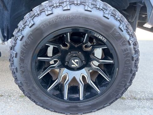 Used 2015 RAM 1500 Laramie w/ Convenience Group image 27