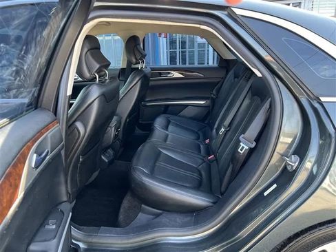 Used 2016 Lincoln MKZ FWD image 11