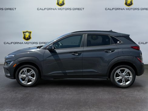 Used 2023 Hyundai Kona SEL AWD/4WD image 2